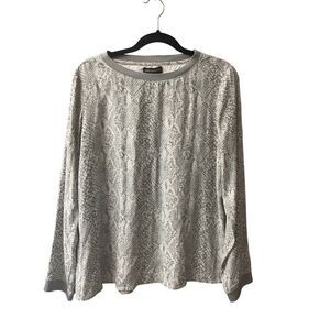 Johnston & Murphy Snake Print Blouse Gray | Medium | NWT $99 | Animal Print Top